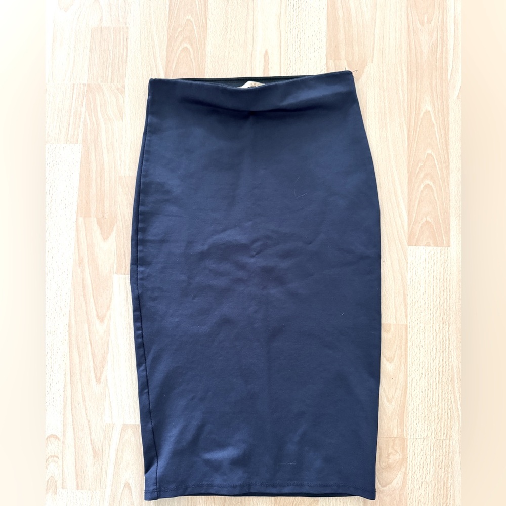 Zara Elegant Navy Blue Pencil Skirt size Small